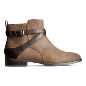 New H&M Brown Vegan Leather Boots Ankle Booties
